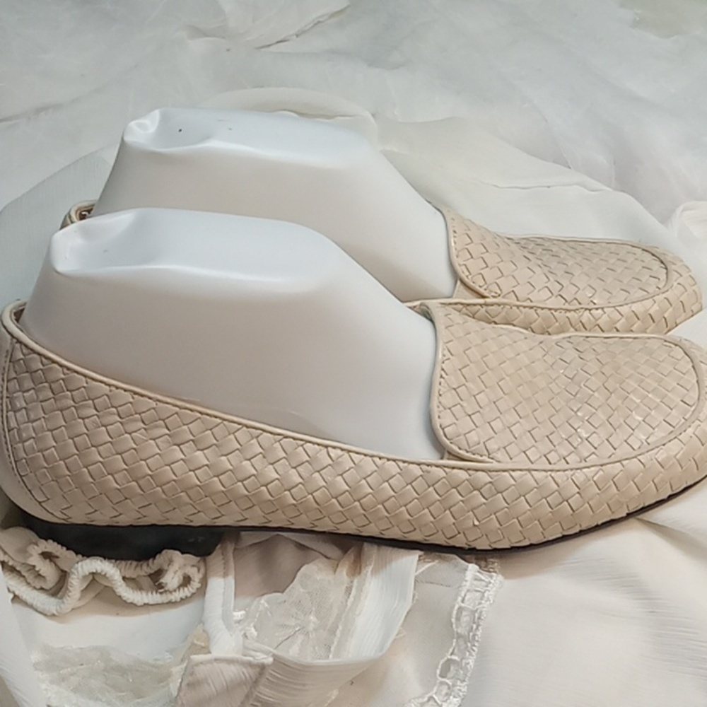 Trotters cream loafers size 8.5 - Picture 4 of 7